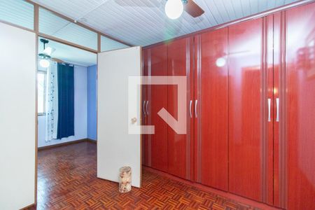 Casa à venda com 222m², 5 quartos e 5 vagasQuarto 1 - Casa 2