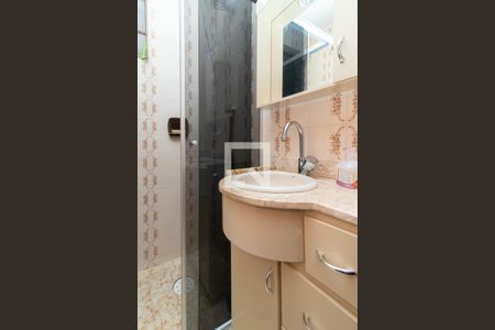 Casa à venda com 222m², 5 quartos e 5 vagasBanheiro - Casa 1