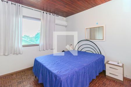 Casa à venda com 222m², 5 quartos e 5 vagasQuarto 2 - Casa 2