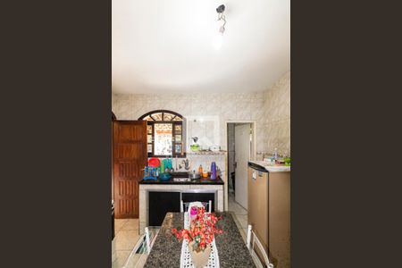 Casa para alugar com 80m², 2 quartos e 2 vagas Casa para alugar com 80m², 2 quartos e 2 vagasCozinha