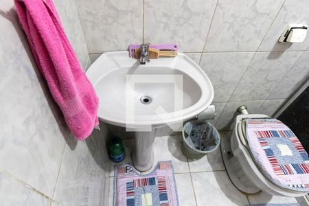 Casa para alugar com 80m², 2 quartos e 2 vagas Casa para alugar com 80m², 2 quartos e 2 vagasBanheiro