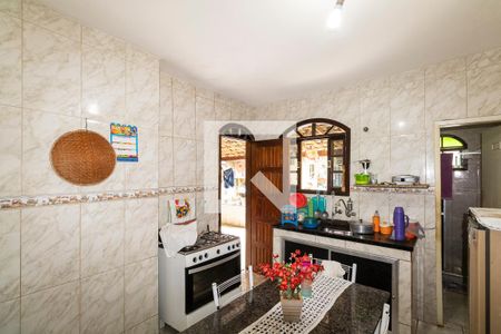 Casa para alugar com 80m², 2 quartos e 2 vagas Casa para alugar com 80m², 2 quartos e 2 vagasCozinha