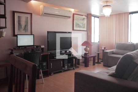 Sala de apartamento para alugar com 3 quartos, 196m² em Santo Antônio, Porto Alegre