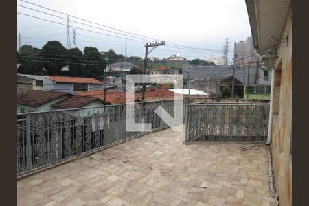 Casa à venda com 220m², 4 quartos e 5 vagasVaranda