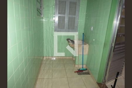 Casa à venda com 220m², 4 quartos e 5 vagasLavanderia