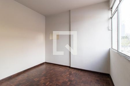 Quarto 1 de apartamento para alugar com 2 quartos, 73m² em São Francisco, Curitiba