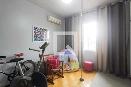 Quarto 1 de apartamento à venda com 3 quartos, 169m² em Navegantes, Porto Alegre