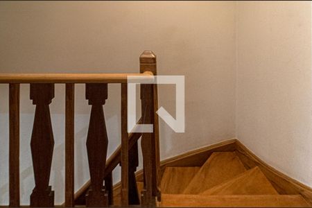 acesso aos pisos de casa à venda com 4 quartos, 200m² em Vila Mariana, São Paulo