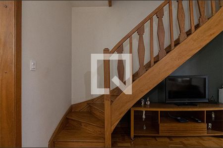 acesso aos pisos de casa à venda com 4 quartos, 200m² em Vila Mariana, São Paulo