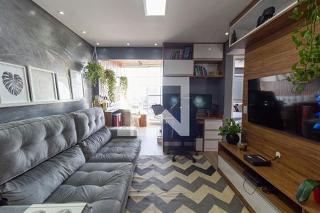 Sala de apartamento à venda com 2 quartos, 55m² em Km 18, Osasco