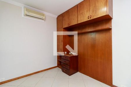 Casa de condomínio para alugar com 100m², 2 quartos e 2 vagas Casa de condomínio para alugar com 100m², 2 quartos e 2 vagasSuíte