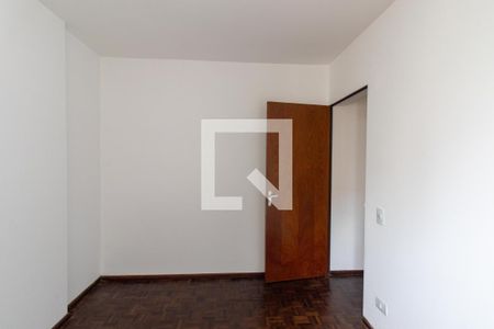 Quarto 1 de apartamento para alugar com 1 quarto, 32m² em Batel, Curitiba
