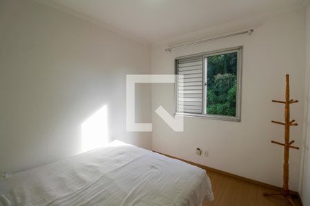 Quarto 1 de apartamento para alugar com 2 quartos, 56m² em Vila Bela, São Paulo