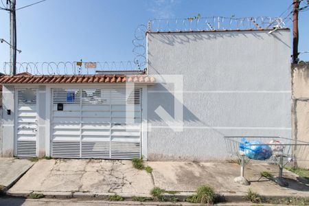 Casa à venda com 76m², 2 quartos e 1 vagaFachada
