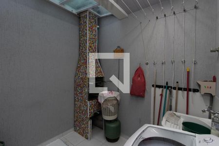 Casa à venda com 76m², 2 quartos e 1 vagaÁrea de Serviço