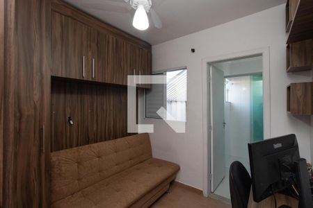 Casa à venda com 76m², 2 quartos e 1 vagaQuarto Suíte 2