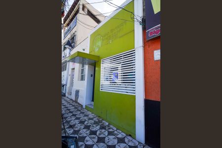 Casa para alugar com 160m², 2 quartos e sem vaga Casa para alugar com 160m², 2 quartos e sem vagaFachada