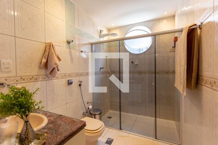 Apartamento à venda com 150m², 4 quartos e 2 vagasBanheiro Social