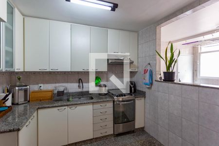 Apartamento à venda com 150m², 4 quartos e 2 vagasCozinha