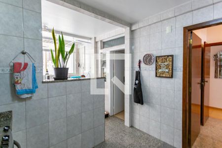 Apartamento à venda com 150m², 4 quartos e 2 vagasCozinha