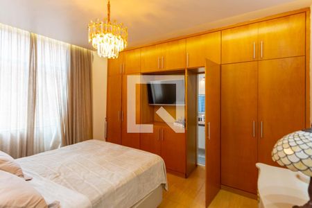 Apartamento à venda com 150m², 4 quartos e 2 vagasQuarto 