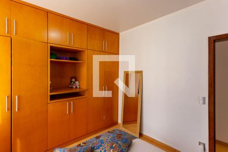 Apartamento à venda com 150m², 4 quartos e 2 vagasQuarto 3
