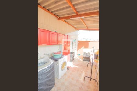 Casa à venda com 240m², 2 quartos e 2 vagasÁrea de Serviço