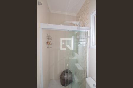 Casa à venda com 240m², 2 quartos e 2 vagasBanheiro do  Quarto 1