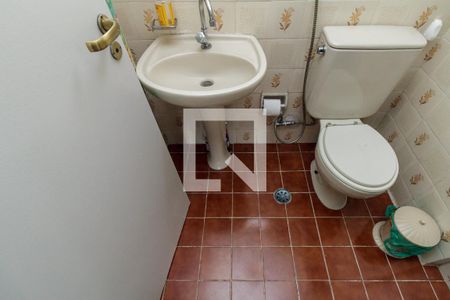 Banheiro de kitnet/studio para alugar com 1 quarto, 40m² em Vila Buarque, São Paulo
