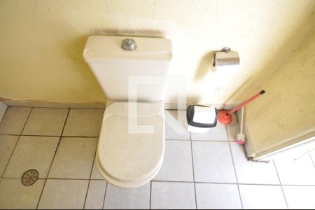 Casa à venda com 98m², 2 quartos e 1 vagaBanheiro de serviço