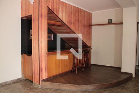 Sala de casa à venda com 6 quartos, 257m² em Parque Continental, São Paulo