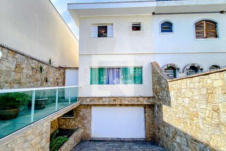 Casa para alugar com 200m², 3 quartos e 4 vagasEntrada