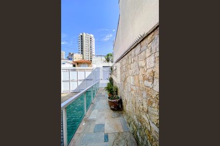 Casa para alugar com 200m², 3 quartos e 4 vagasEntrada