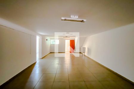 Garagem de casa para alugar com 3 quartos, 200m² em Alto da Mooca, São Paulo
