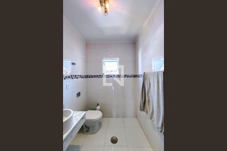 Casa para alugar com 200m², 3 quartos e 4 vagasBanheiro