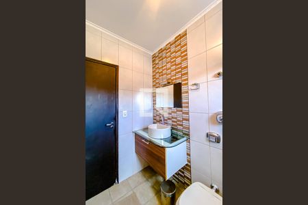 Casa para alugar com 200m², 3 quartos e 4 vagasBanheiro da Suíte 1