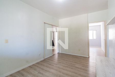 Sala de casa para alugar com 3 quartos, 110m² em Ipiranga, São José