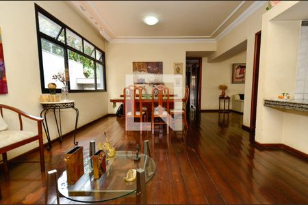 Sala de apartamento à venda com 3 quartos, 130m² em Santa Efigênia, Belo Horizonte