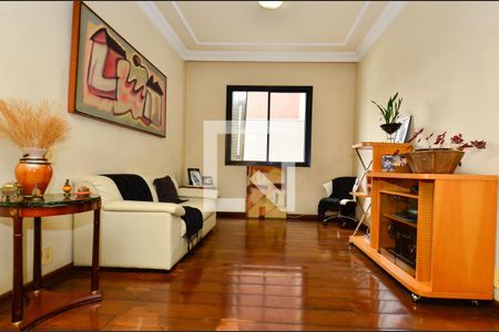 Sala de apartamento à venda com 4 quartos, 130m² em Santa Efigênia, Belo Horizonte