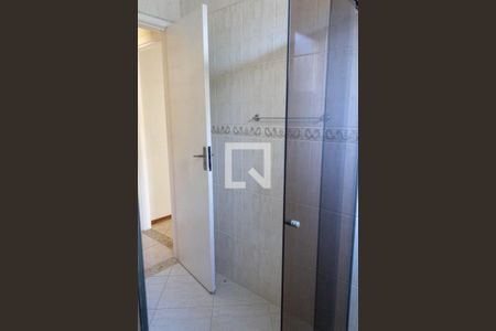 Casa à venda com 114m², 3 quartos e 2 vagas Casa à venda com 114m², 3 quartos e 2 vagasBanheiro da Suíte