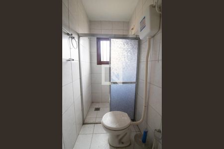 Banheiro da Suíte de casa para alugar com 5 quartos, 300m² em Sarandi, Porto Alegre