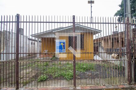 Casa para alugar com 300m², 5 quartos e 5 vagas Casa para alugar com 300m², 5 quartos e 5 vagasFachada