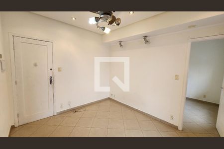Sala de apartamento para alugar com 1 quarto, 48m² em Embaré, Santos