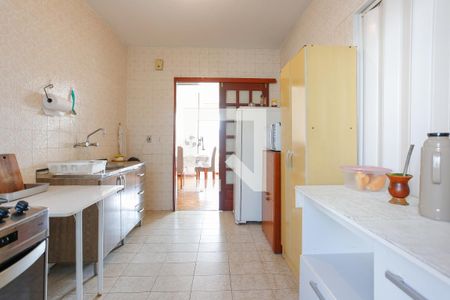 Cozinha de apartamento à venda com 3 quartos, 151m² em Petrópolis, Porto Alegre