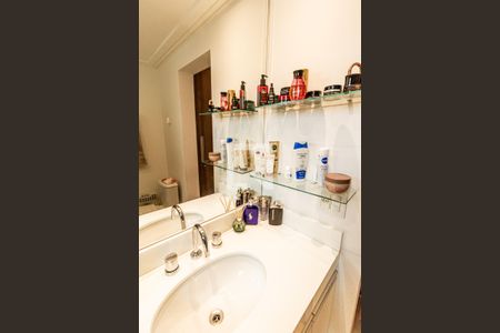 Apartamento à venda com 117m², 2 quartos e 2 vagas Apartamento à venda com 117m², 2 quartos e 2 vagasBanheiro 2