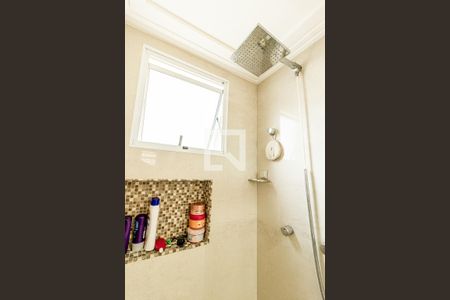 Apartamento à venda com 117m², 2 quartos e 2 vagas Apartamento à venda com 117m², 2 quartos e 2 vagasSuíte