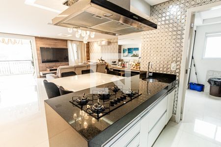 Apartamento à venda com 117m², 2 quartos e 2 vagas Apartamento à venda com 117m², 2 quartos e 2 vagasCozinha