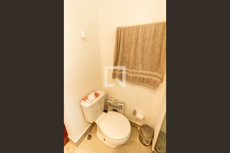 Apartamento à venda com 117m², 2 quartos e 2 vagas Apartamento à venda com 117m², 2 quartos e 2 vagasBanheiro 2