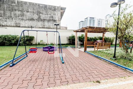 Apartamento à venda com 117m², 2 quartos e 2 vagas Apartamento à venda com 117m², 2 quartos e 2 vagasÁrea comum - Playground