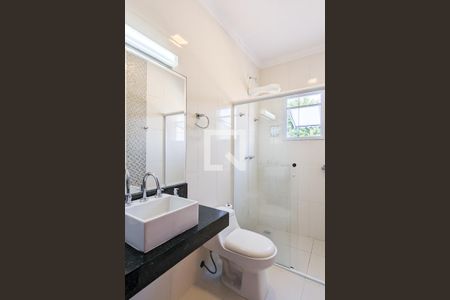 Casa à venda com 260m², 3 quartos e 4 vagas Casa à venda com 260m², 3 quartos e 4 vagasBanheiro da suíte 2